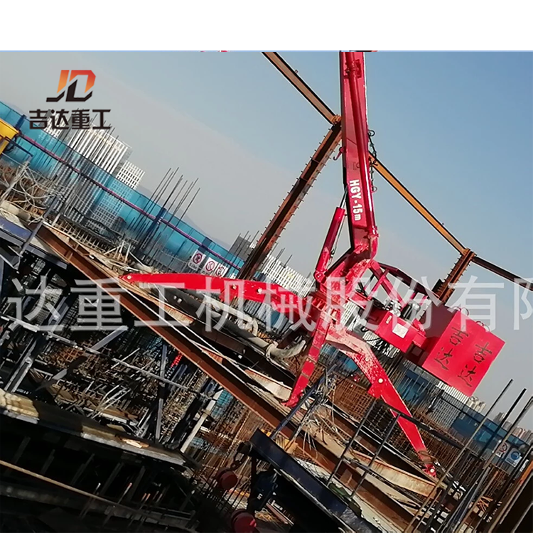 制梁場、爬模布料機05